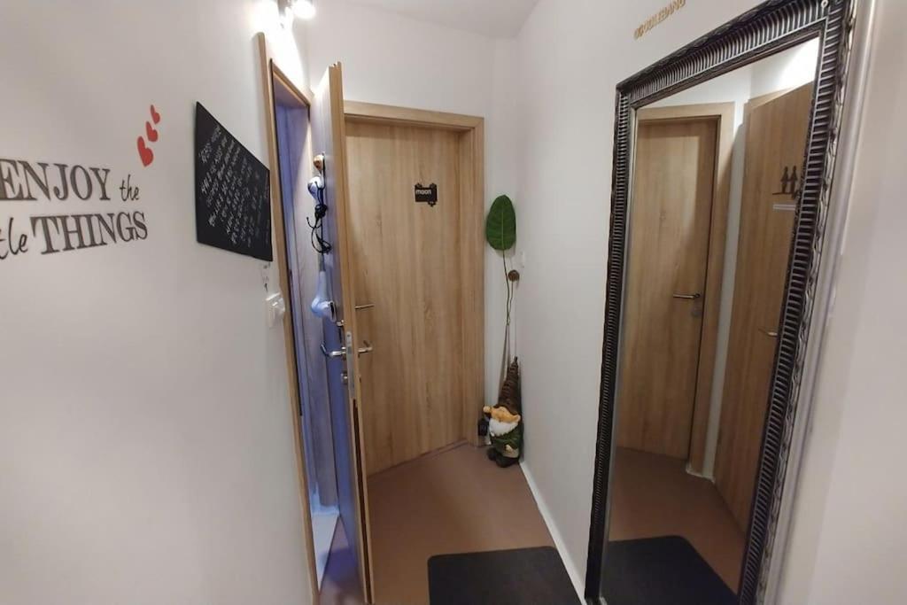 Goodlebang, 3 Bed Room Apartment, Center Lublana Zewnętrze zdjęcie